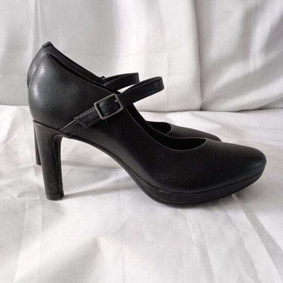 Clarks Ambyr Shine Black Leather Dress Heels Women’s Size 8 Comfort High Heel - Picture 1 of 10